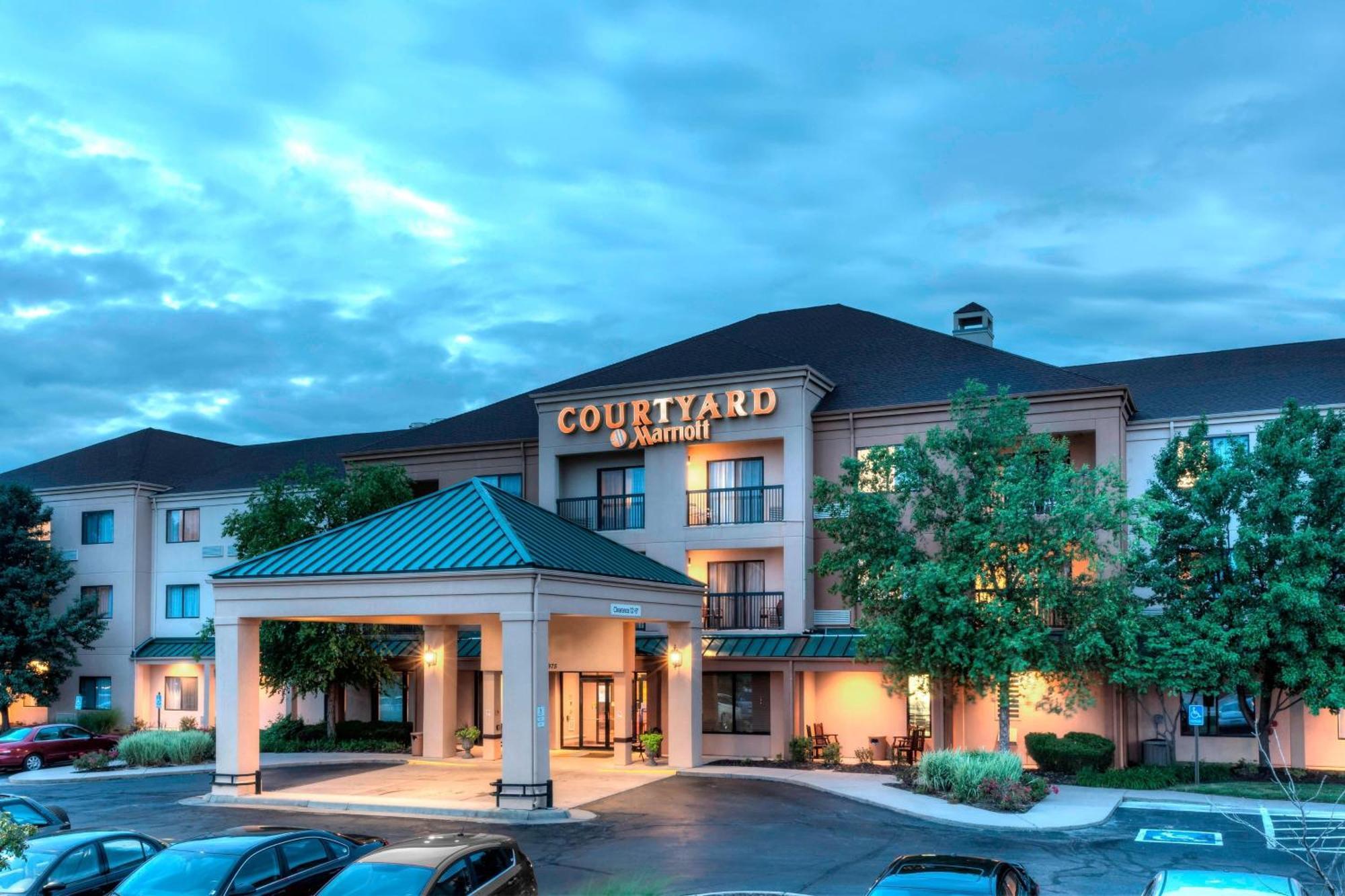 Hotel Courtyard By Marriott Wichita East Esterno foto