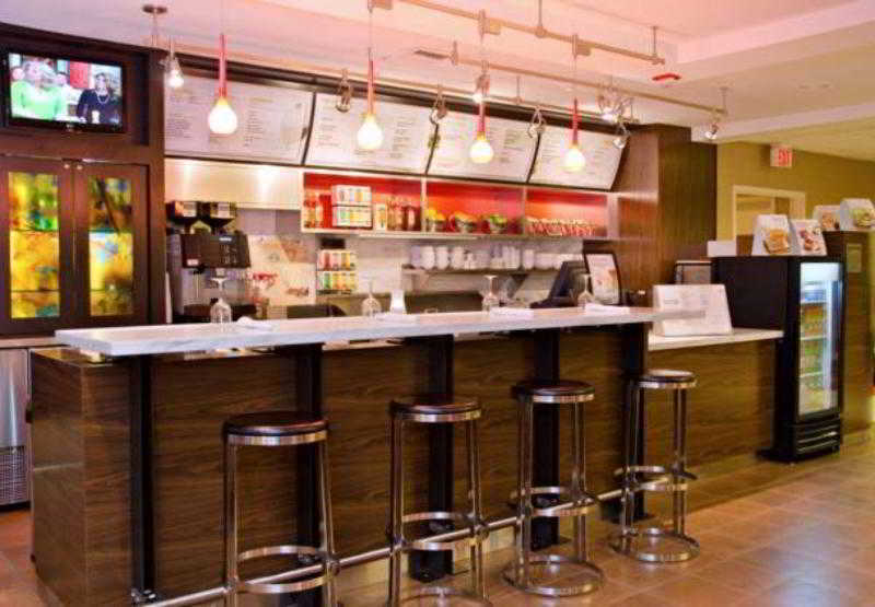Hotel Courtyard By Marriott Wichita East Esterno foto